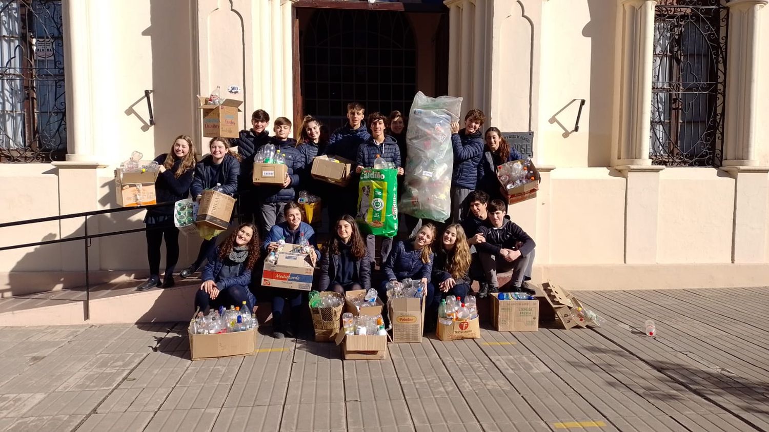 El Colegio San José donó su premio a los Hogares de Sengo Kablan