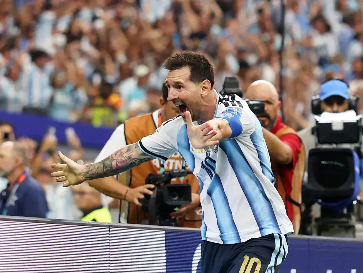 Messi hizo historia otra vez: es el máximo goleador y el jugador con más triunfos en los Mundiales
