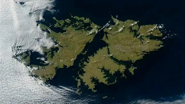 El Gobierno denunció vuelos ilegales a Malvinas y exigirá sanciones internacionales