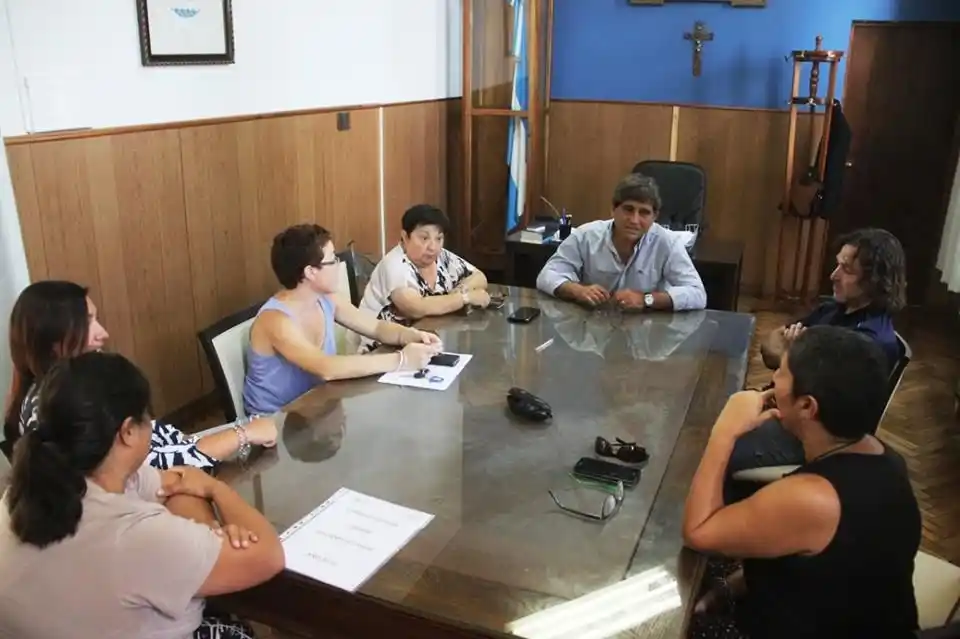 Otorgan subsidio a la Escuela Técnica Nº 1 de Lobería
