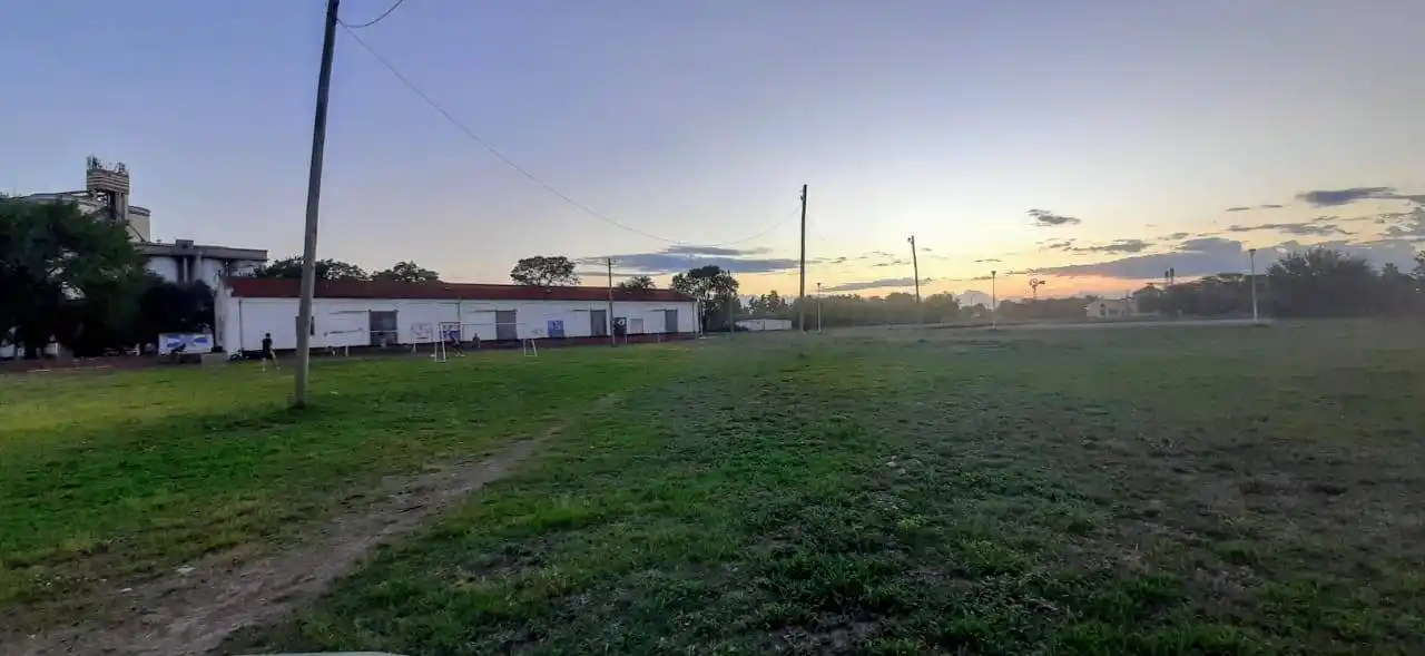 Nogoyá permitirá encuentros nocturnos de jóvenes en el predio del ferrocarril