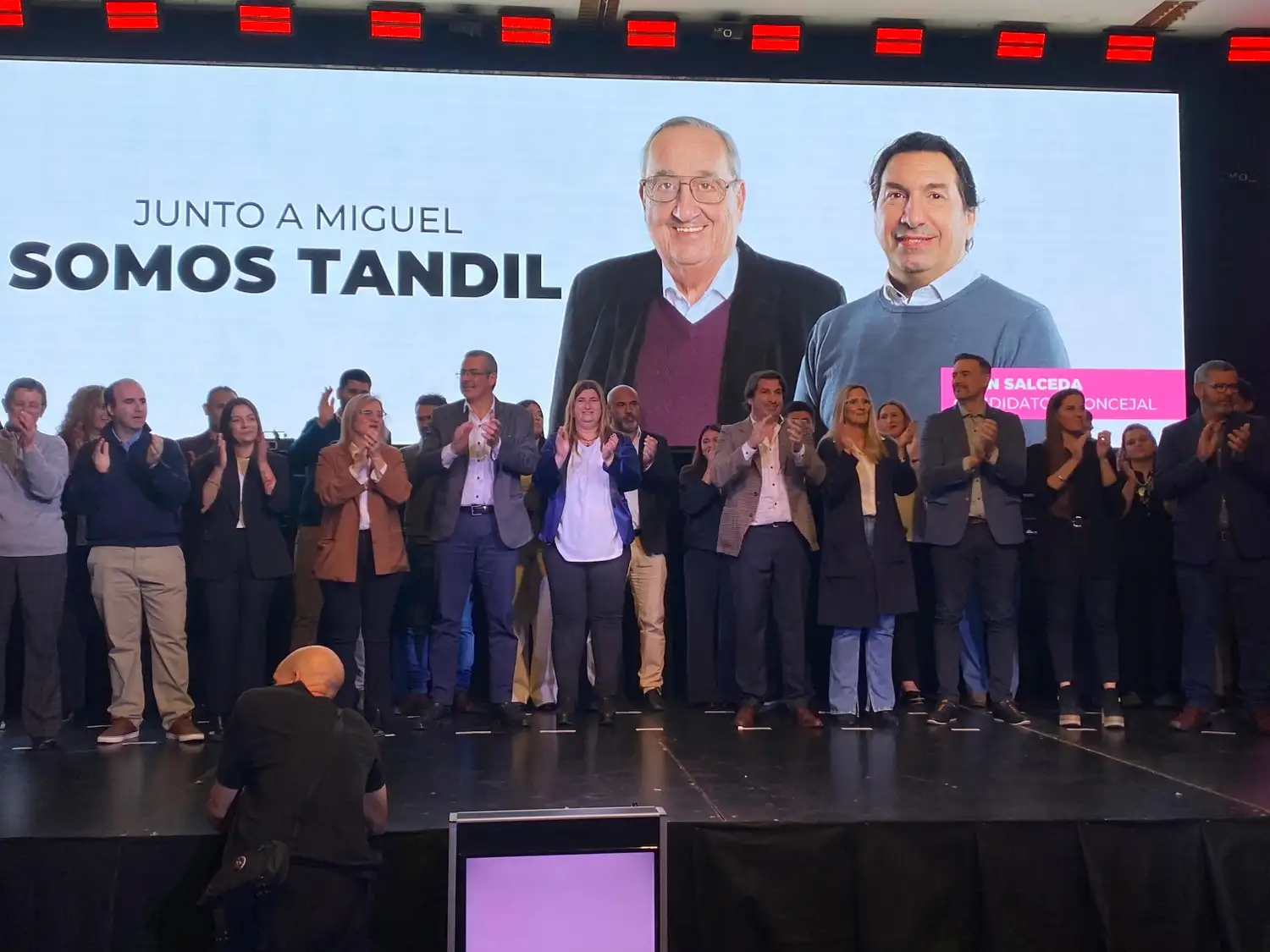 El lanzamiento de campaña y presentación de candidatos.