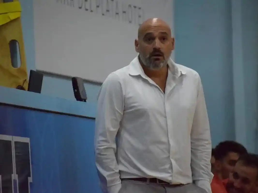 Aquino debuta hoy como DT de Liga Argentina.