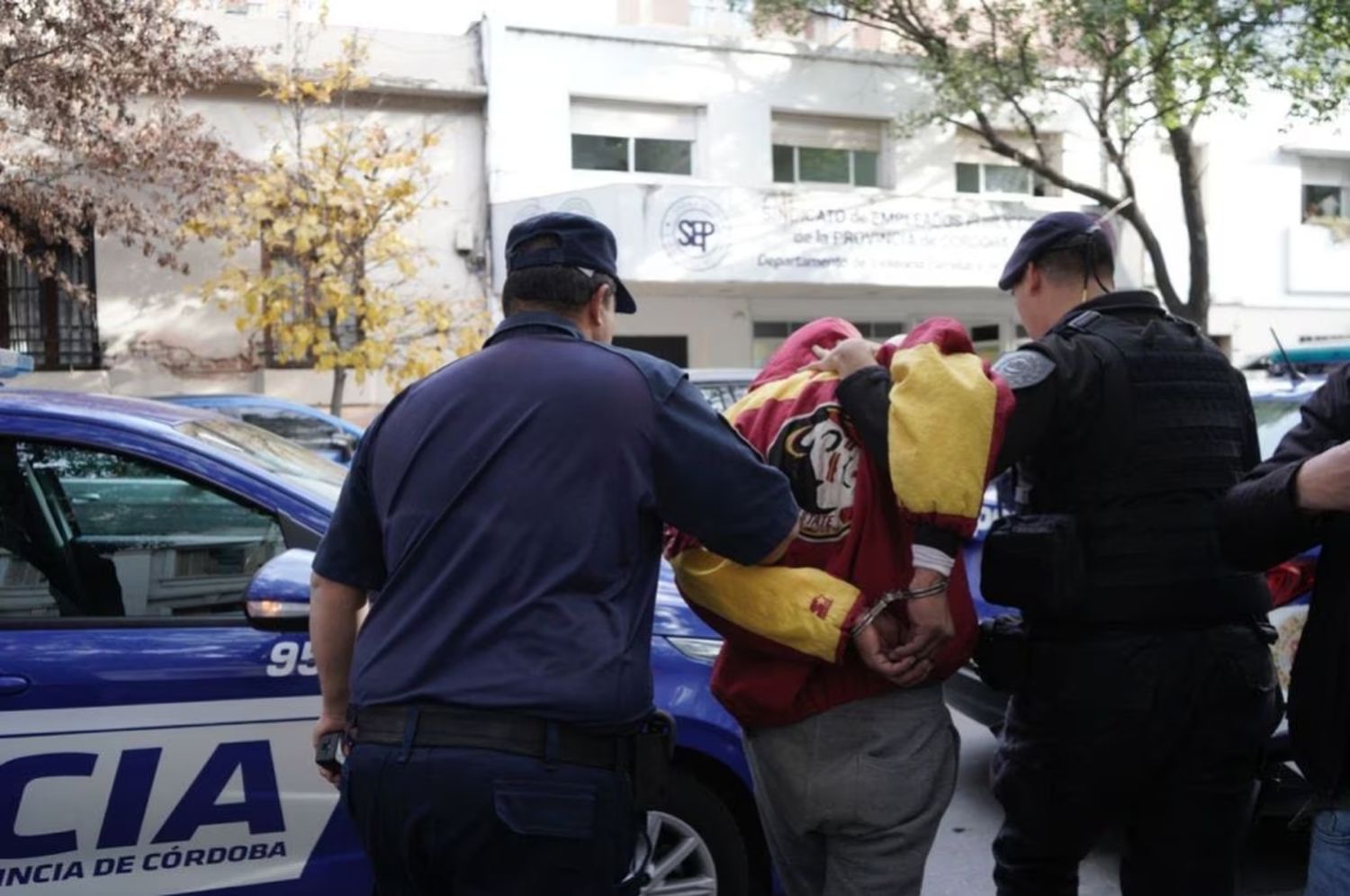 Córdoba: atacaron y robaron a 4 amigos que se dirigían al velorio del joven rugbier