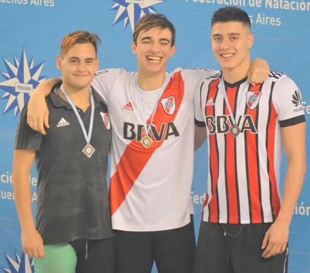 Tres podios para Gianfranco Pfoh en el Metropolitano de natación