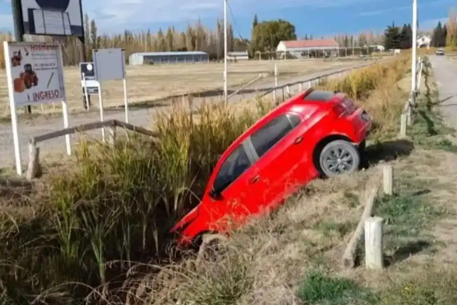 Nuevo récord de alcohol en sangre: un argentino no quiso quedar atrás, rompió la marca anterior y destruyó el alcoholímetro