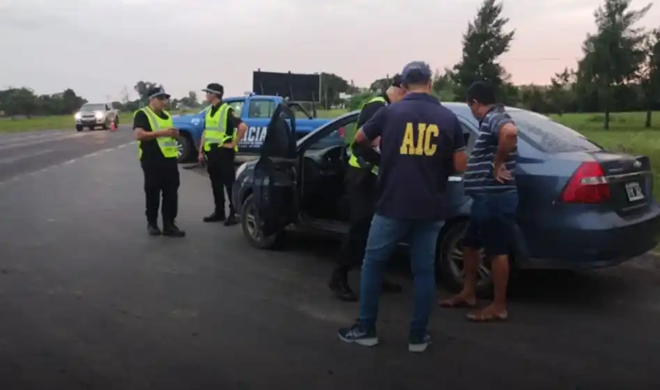 Megaoperativos de la Agencia de Investigación Criminal en todo el territorio santafesino