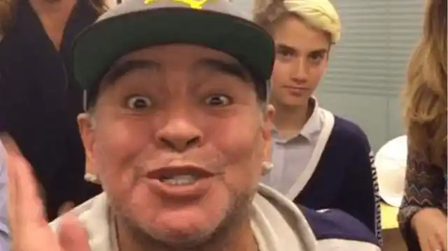 "De la mano del 10", el nuevo programa de Diego Maradona