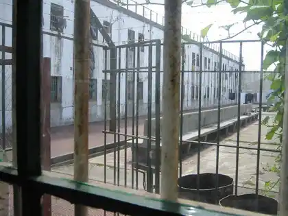 Se fugó un preso de la cárcel de Olmos