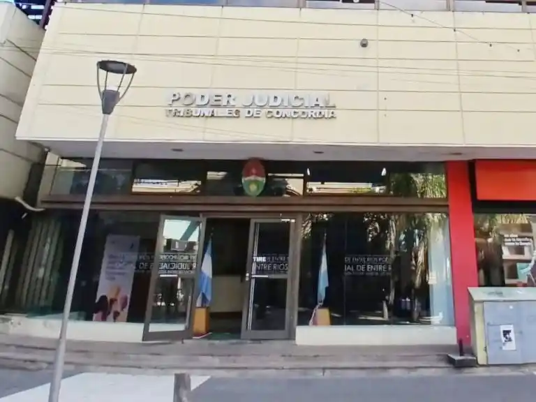 Convocatoria a profesionales de la Psiquiatría, Psicología y Trabajo Social en Concordia