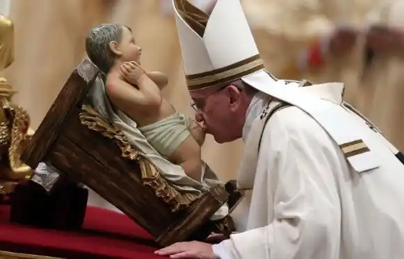 El Papa comparó el aborto con “contratar a un sicario para resolver el problema”
