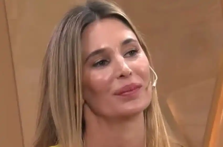 Dolores Barreiro quema pastizales y lo festeja con su novio, en medio de la urgencia por los incendios del Delta del Río Paraná