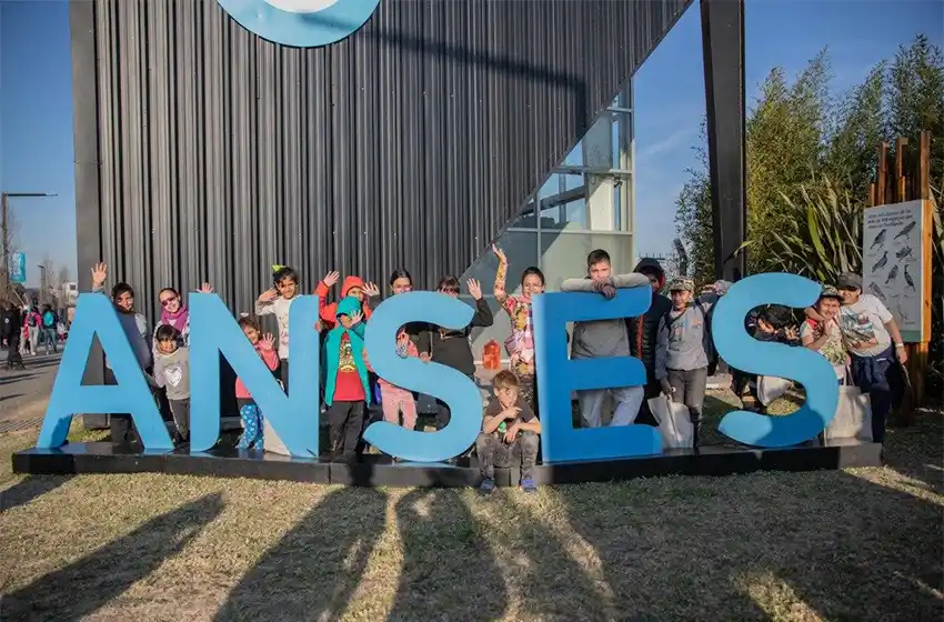 Por abrumadora mayoría, Diputados aprobó el proyecto que le da rango de ley a las becas Progresar