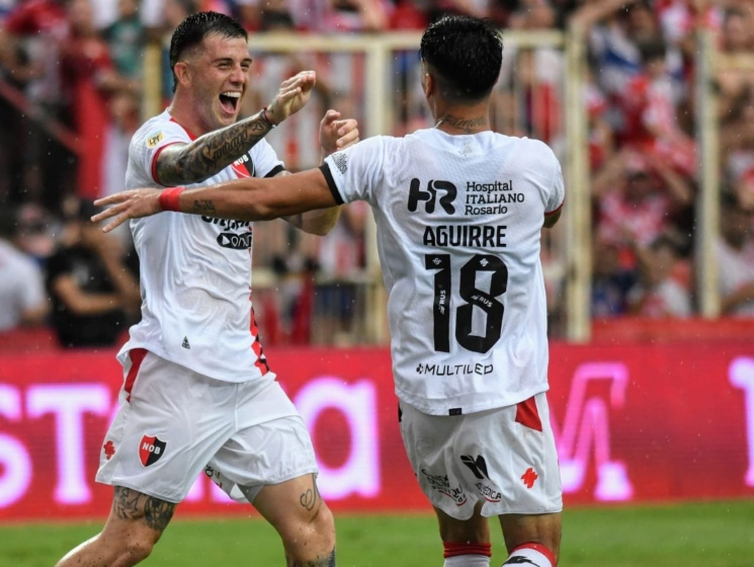 Con un triplete de Ramírez, Newell’s venció 3-1 a Unión y es líder de su zona