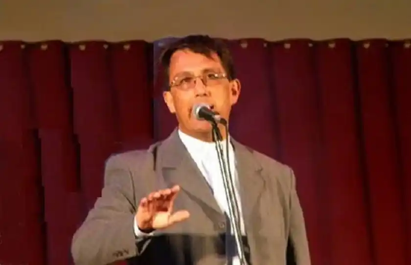 Se postergó un día el juicio al sacerdote Marcelino Moya