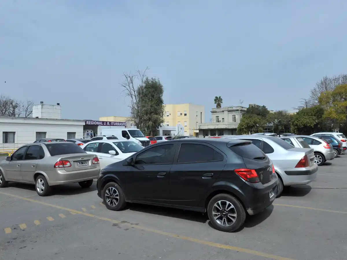 Iluminarán playón del Hospital  y además colocarán cámaras 