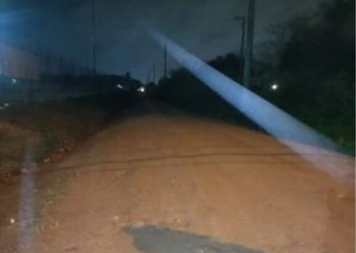 Piden iluminación en la calle 56