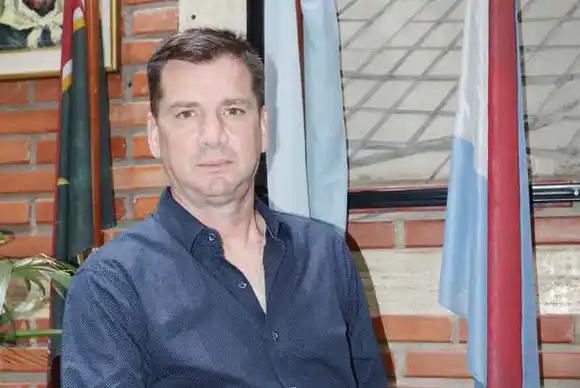 Un concordiense fue reconocido con el nombre de un aula en una escuela de Haití