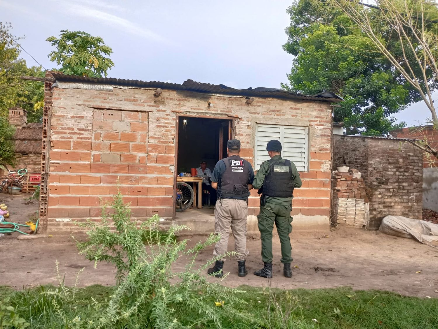 Capturaron a “Cona” y “Miyin” por amenazar con armas tumberas a un hombre en San Javier