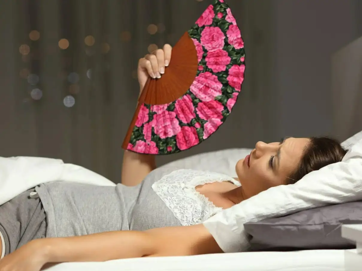 El calor te roba el sueño: ¿Cómo refrescar tu noche sin morir en el intento?