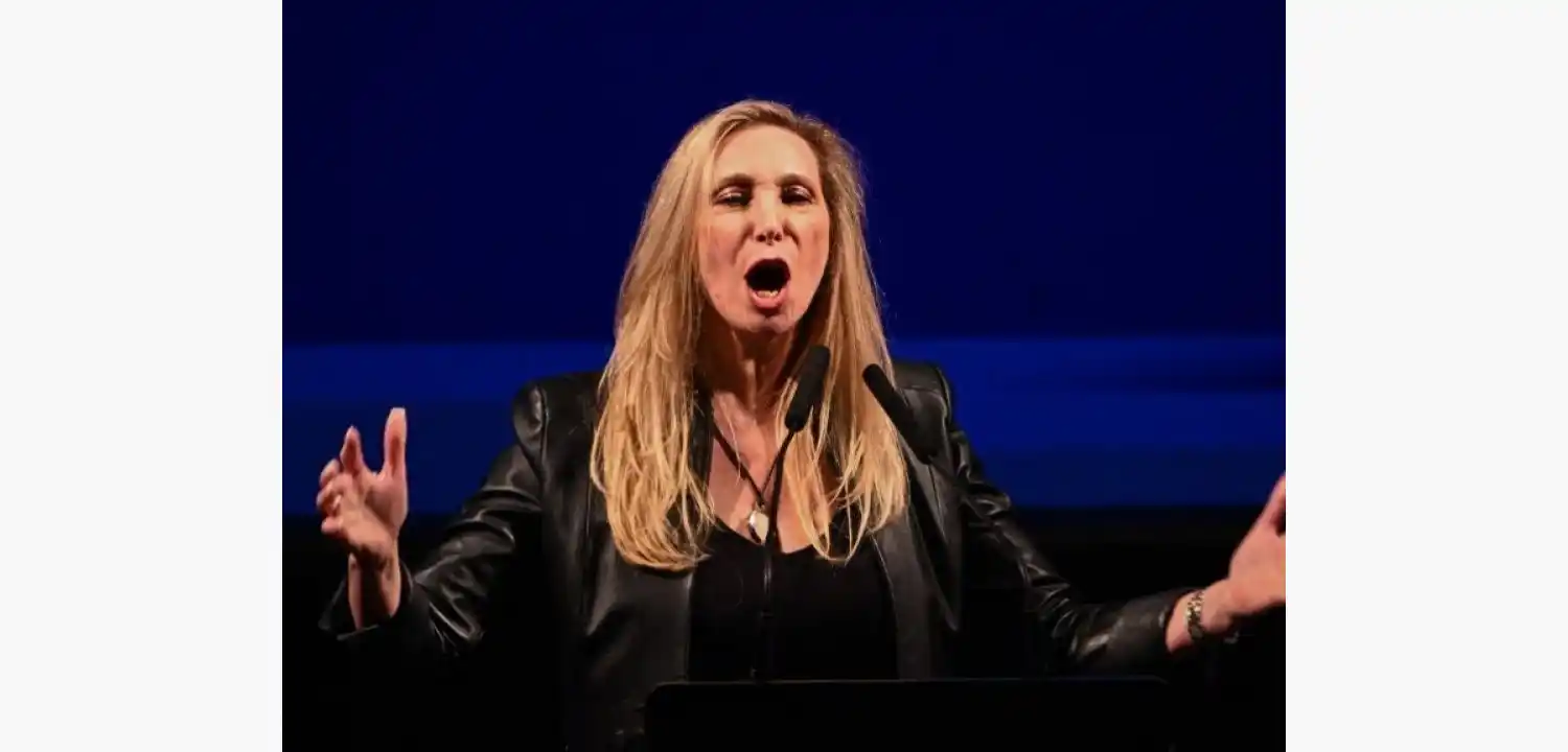 Karina Milei estará acompañada de su armador bonaerense, Sebastián Pareja.