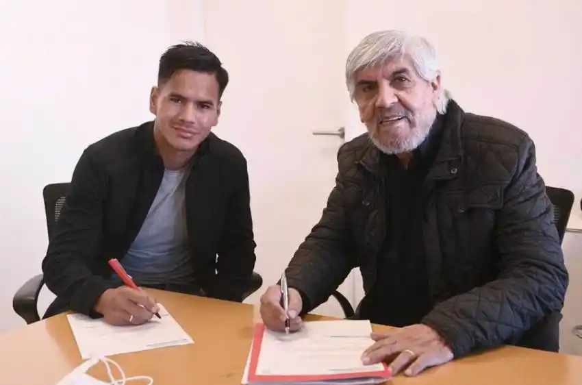 Sergio Barreto renovó con Independiente hasta 2023