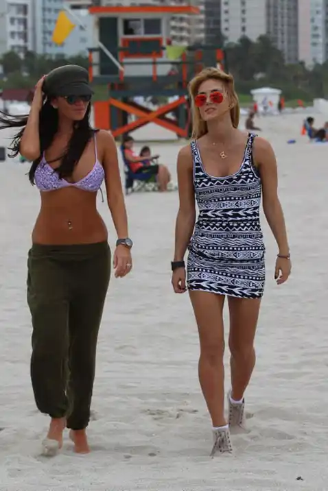 Cirio y Jelinek juntas en las playas de Miami