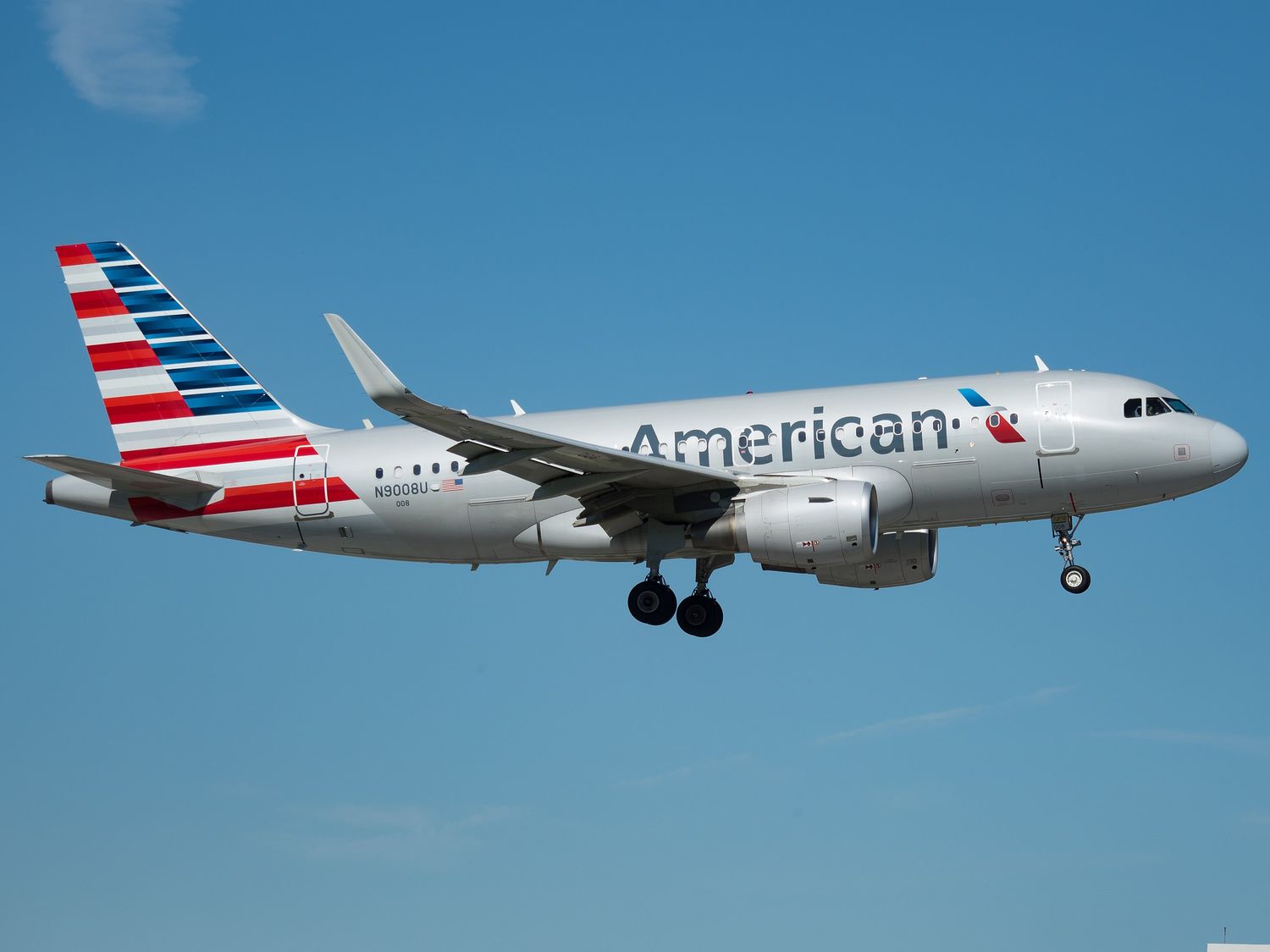 American Airlines programa incrementar sus vuelos a Pereira