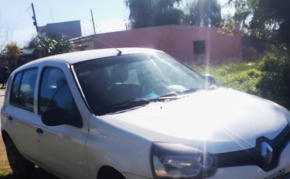 Robaron un auto y lo abandonaron a las pocas cuadras
