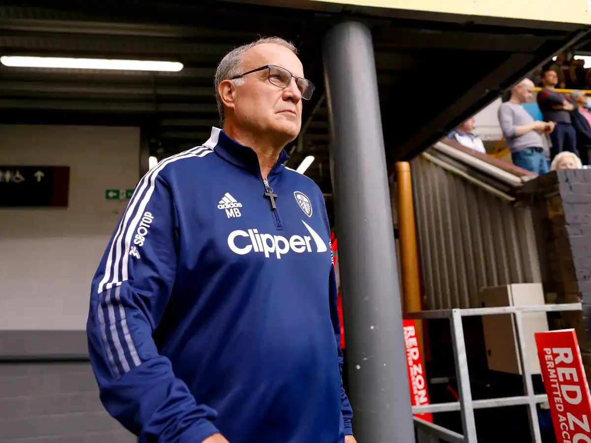 "Mi posición es frenar la inflación en el fútbol", afirmó Bielsa