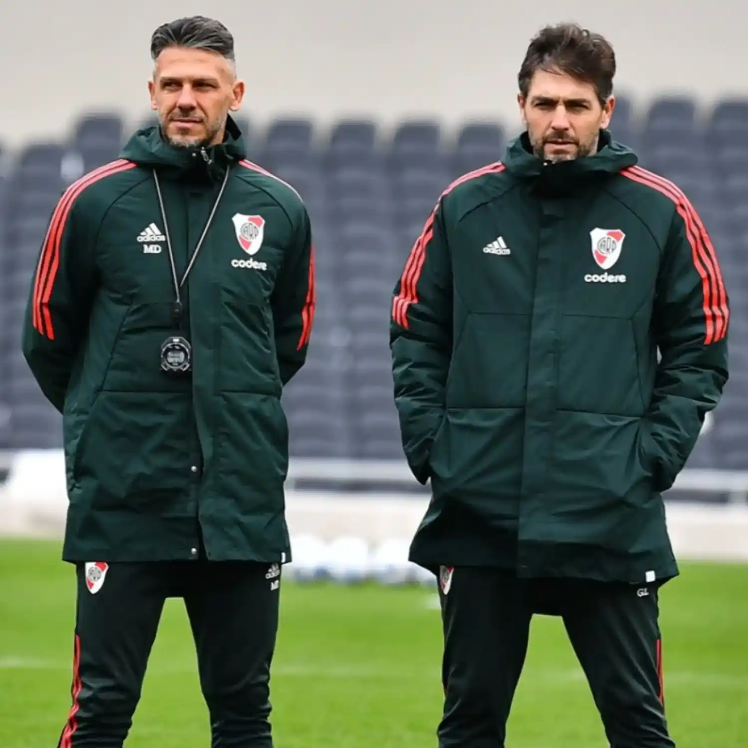 Demichelis junto a Germán Lux, integrante del cuerpo técnico.