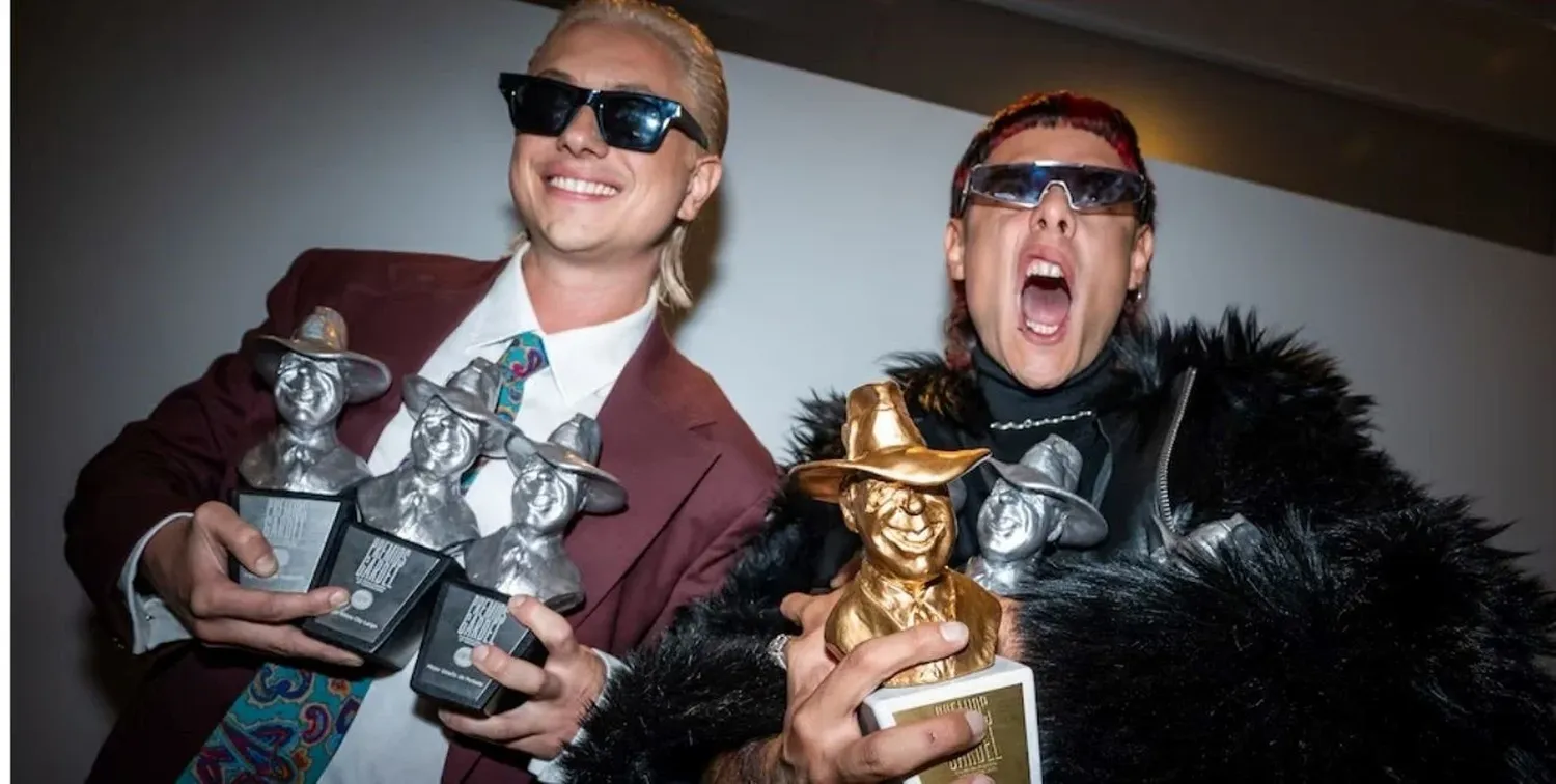 Ca7riel & Paco Amoroso se coronaron con el Gardel de Oro. Crédito: Prensa Premios Gardel.