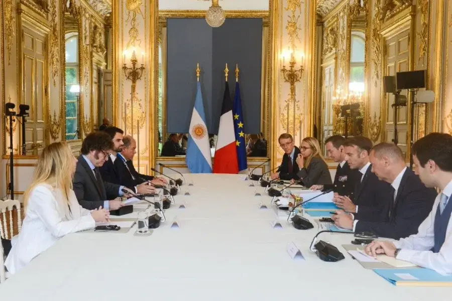 Según el Gobierno, Macron le agradeció a Karina Milei por la intervención tras los dichos de Villarruel contra Francia