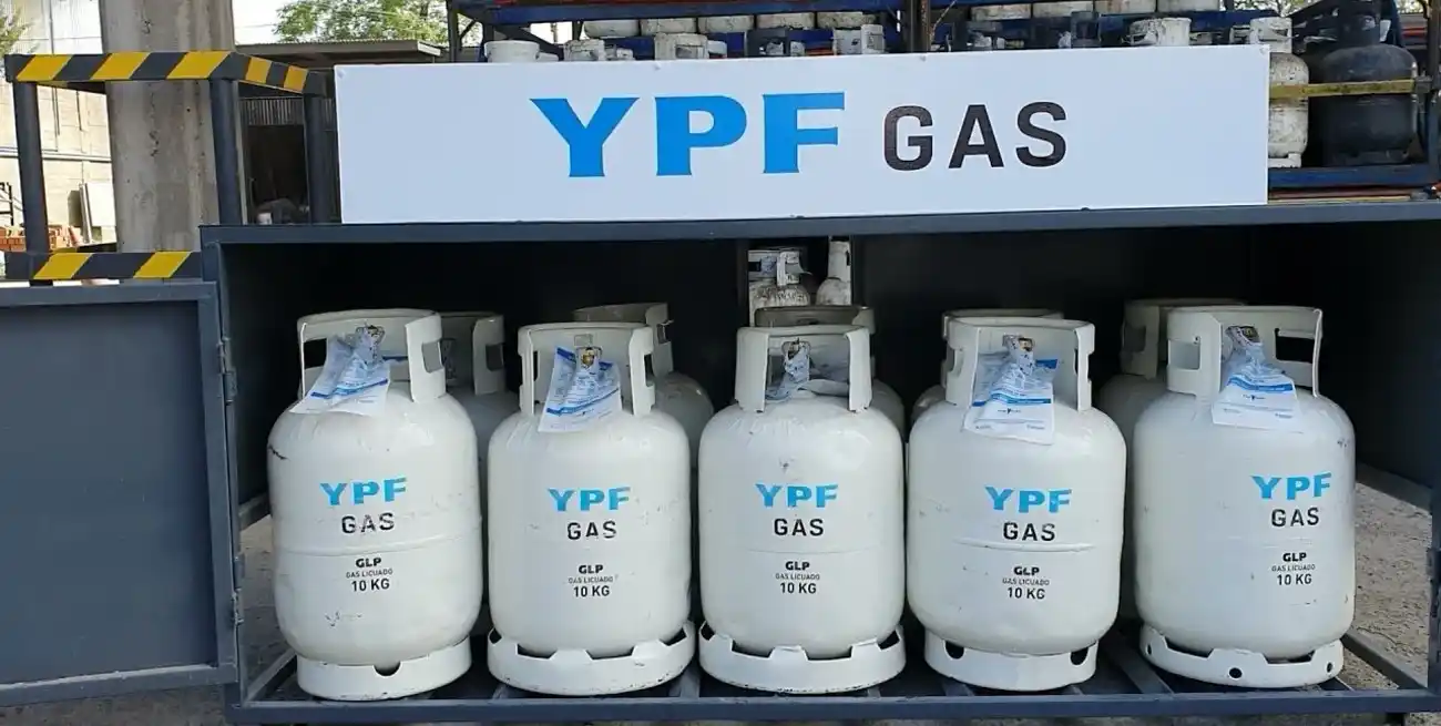 Crisis energética: por qué se interrumpe el GNC en estaciones de servicio en Argentina