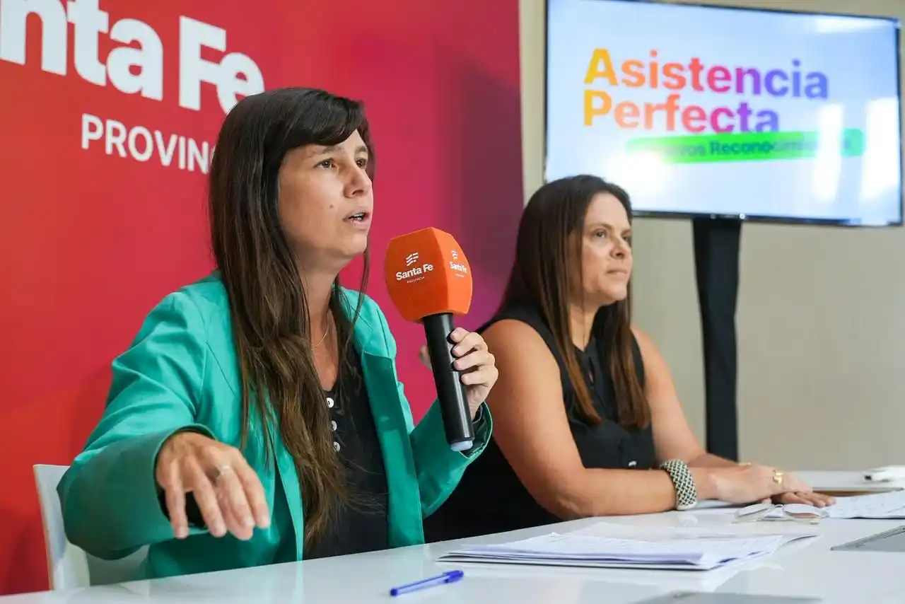María Martín y Belén Echeverría anunciaron el beneficio.