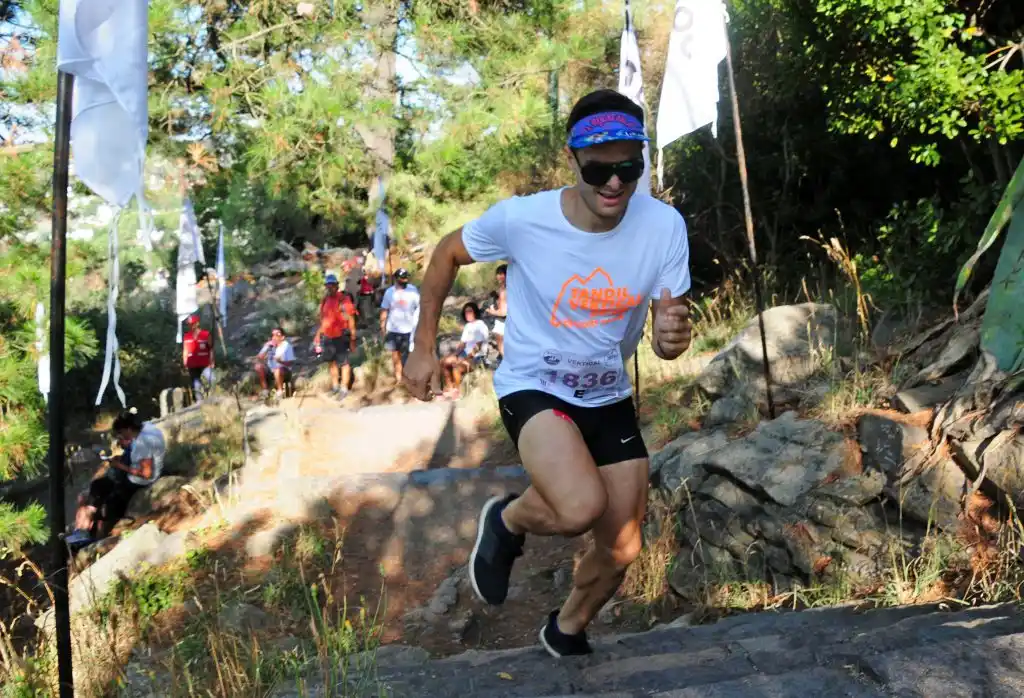 Se corre la primera etapa del Cruce Tandilia