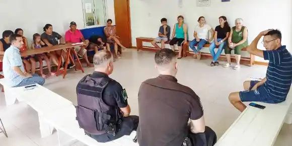 Vecinos del barrio Pancho Ramírez eligieron su proyecto