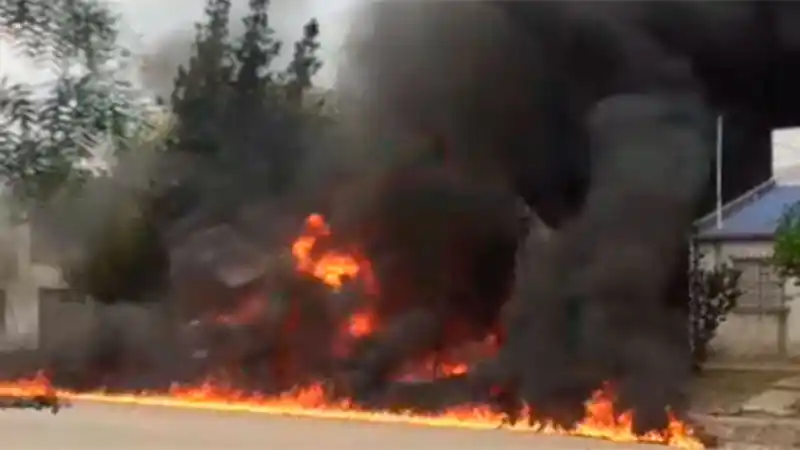 Impactante explosión e incendio en un galpón: Tuvieron que evacuar a vecinos