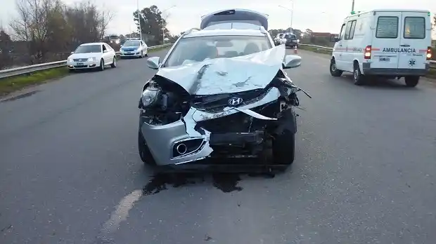 Se produjo un violento accidente en el ingreso a Gualeguaychú