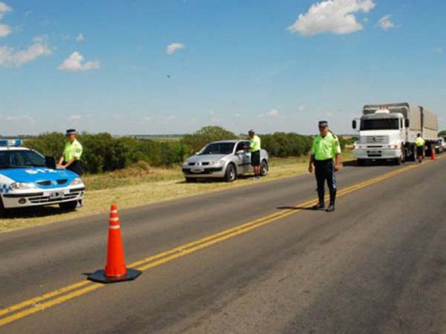 Recomendaciones y documentación necesaria para circular por las rutas entrerrianas