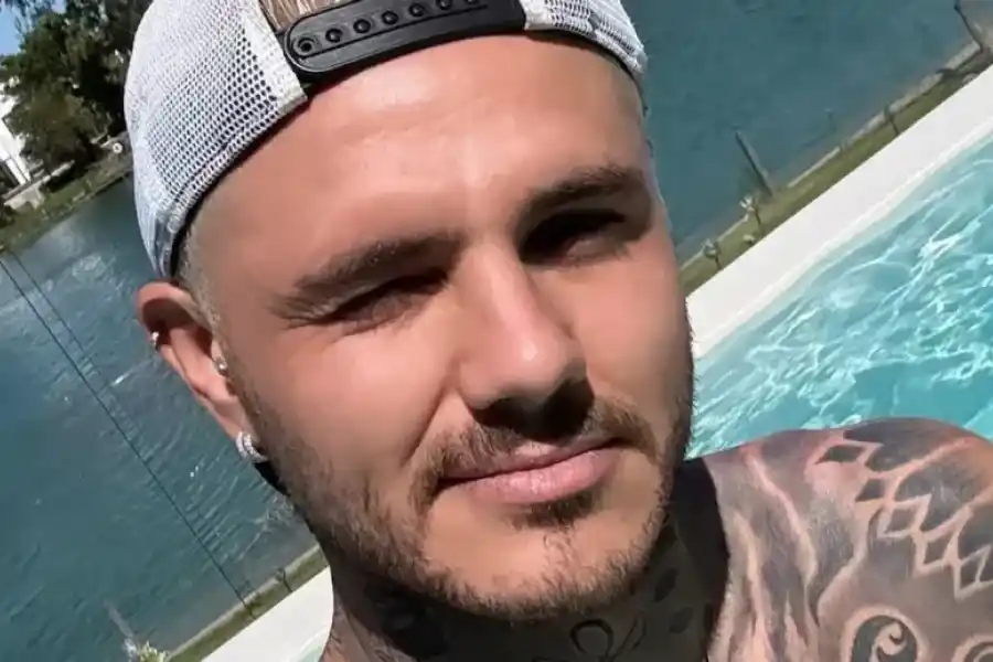 Finalmente Mauro Icardi hizo pública su relación con la China Suárez  y le arrojó a Wanda una "foto bomba" desde Instagram