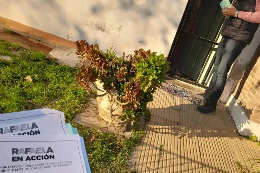 Funcionarios recorren los barrios junto a Rafaela en Acción