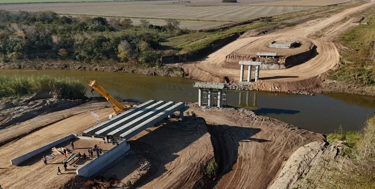 Esta primera etapa está a cargo de la firma Vial Agro S.A y cuenta con una inversión provincial superior a los 40 mil millones de pesos.