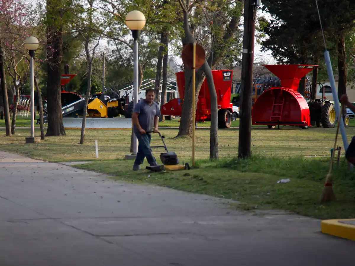 Comienzan a llegar los primeros ejemplares ganaderos a La Rural 