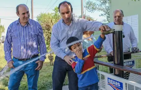 Todos los vecinos de Pompeya tienen acceso al agua potable