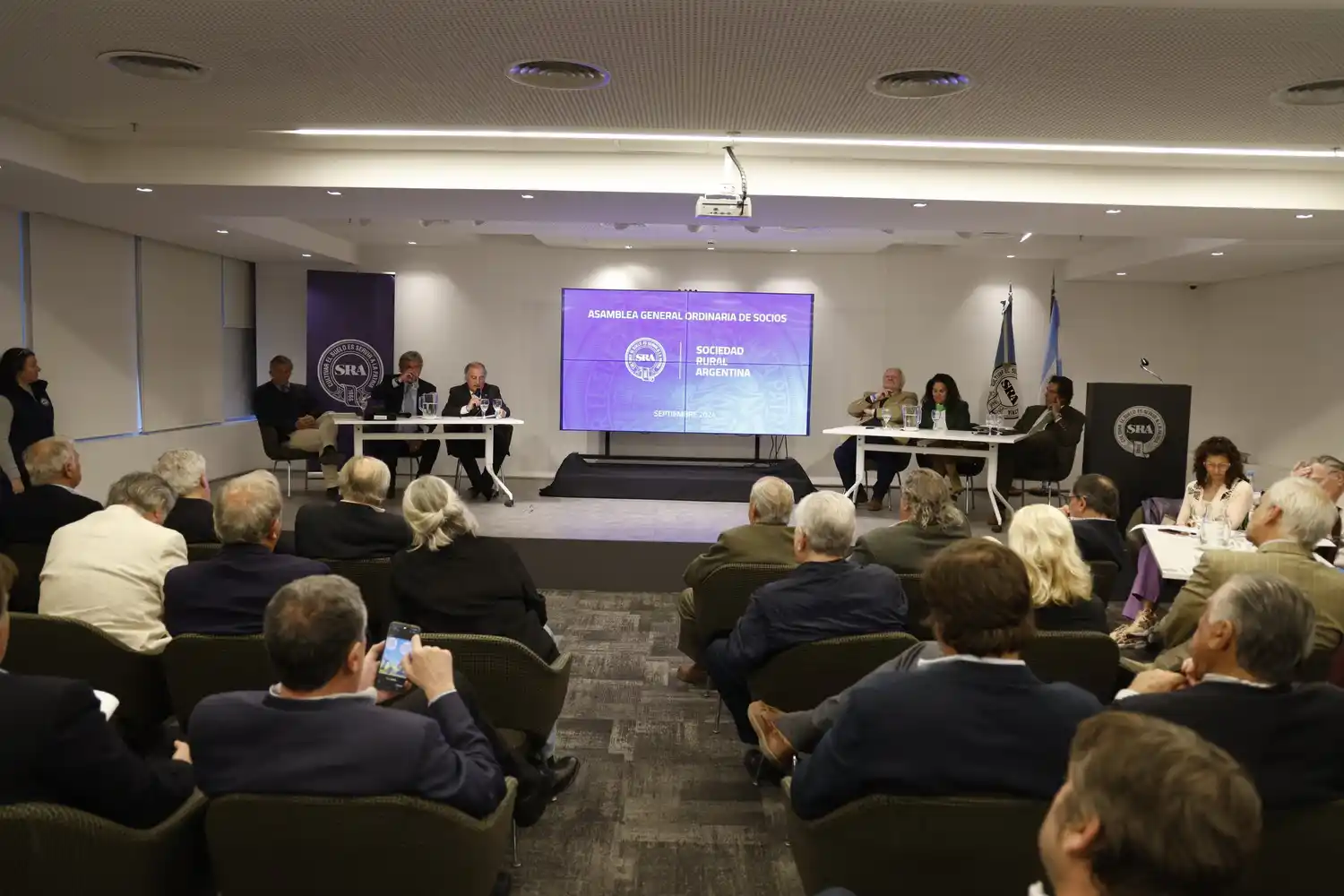 La Rural utilizó voto electrónico por primera vez.