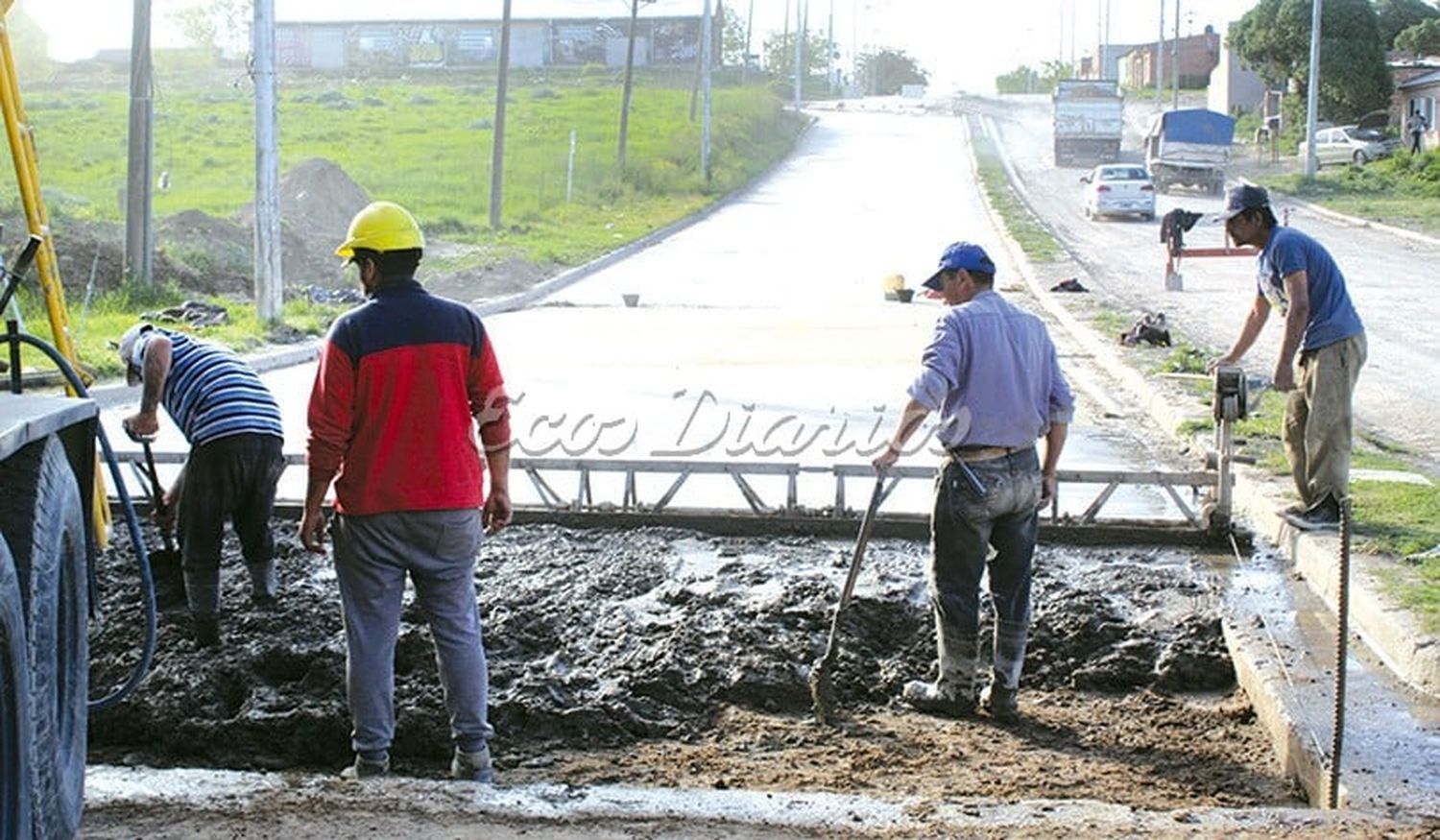 Avanza la pavimentación del tramo que faltaba de la avenida 43