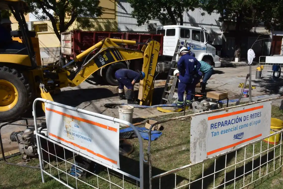 Por la rotura de una válvula y hay problemas con el servicio de agua en el norte de la ciudad