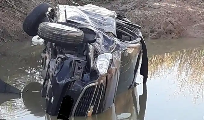 Una pareja de abuelos y su nieto volcaron en la Ruta 14