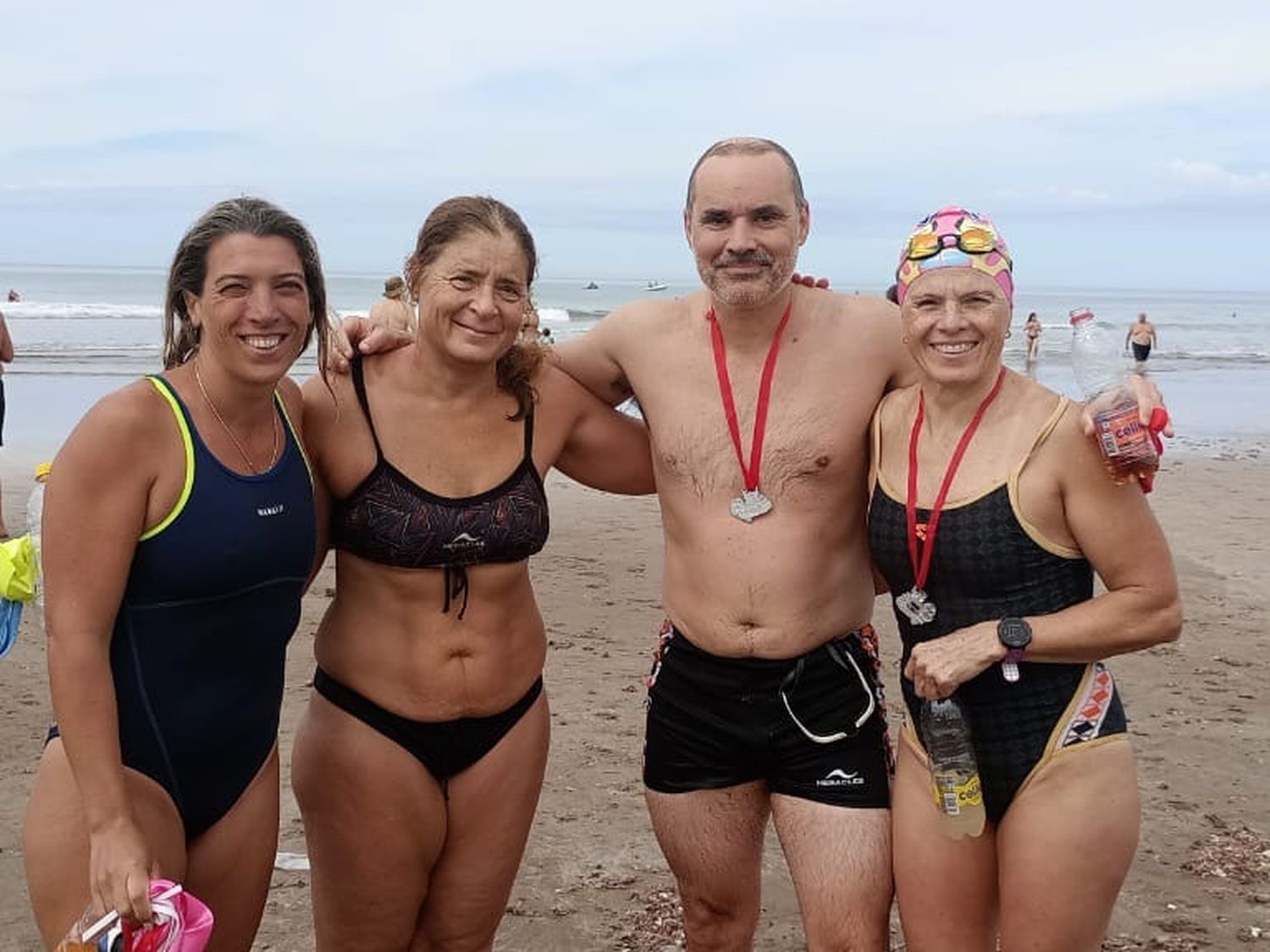 Escualo tuvo presencia en Necochea.